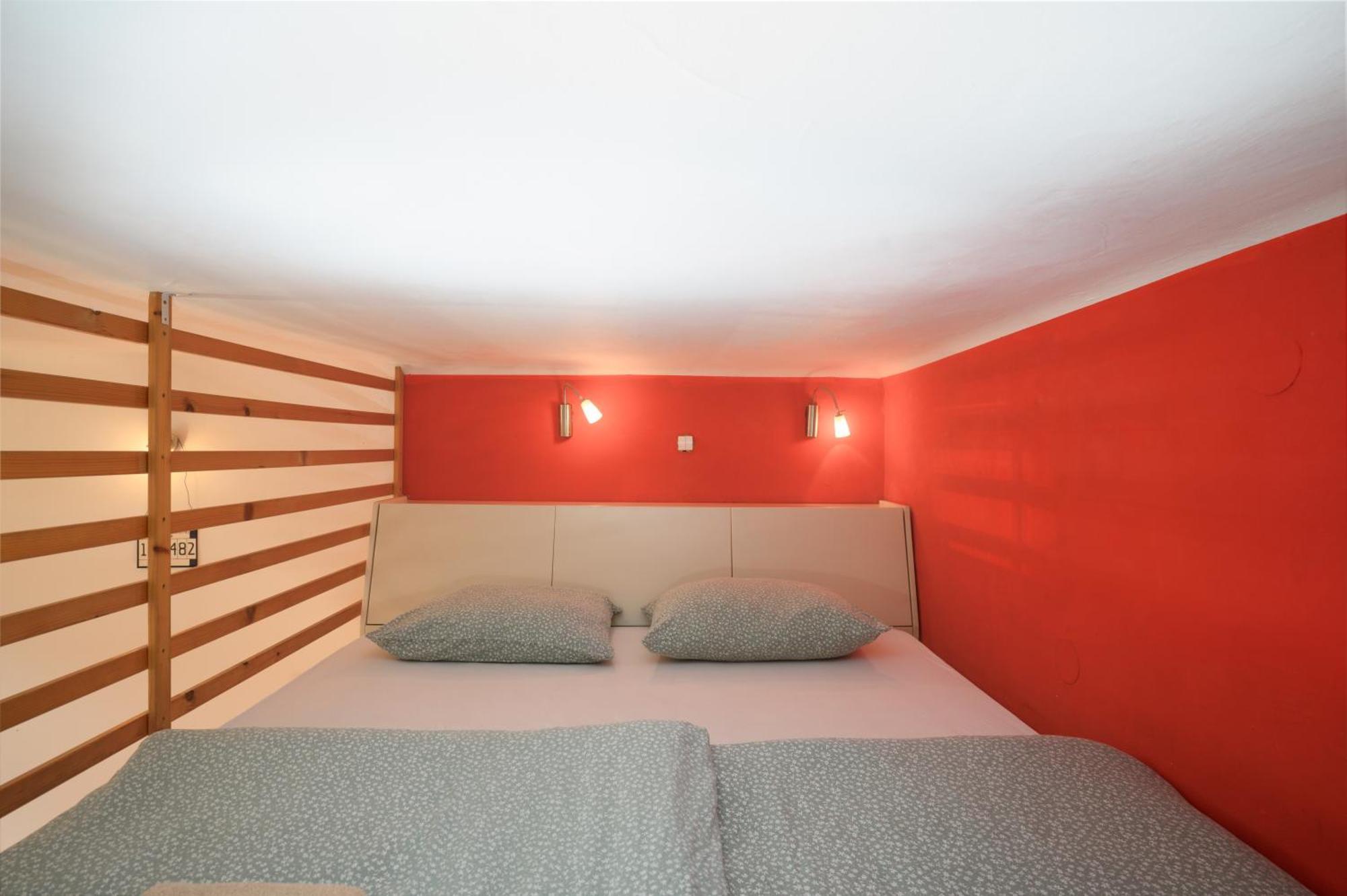 Urban View Apartment With Free Parking Ljubljana Bagian luar foto